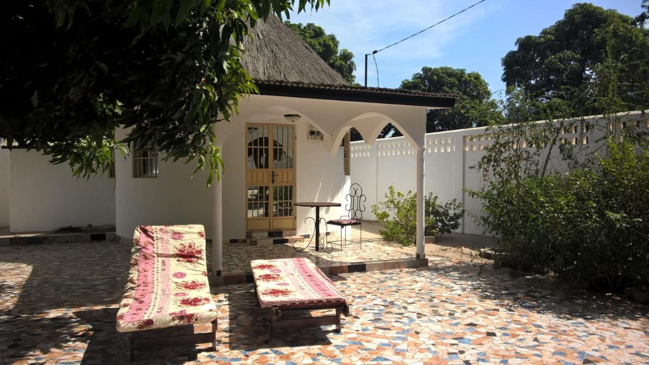 The White House No.1 Villa Brufut Dış mekan fotoğraf